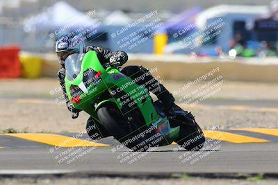 media/Oct-09-2022-SoCal Trackdays (Sun) [[95640aeeb6]]/Turn 2 (1110am)/